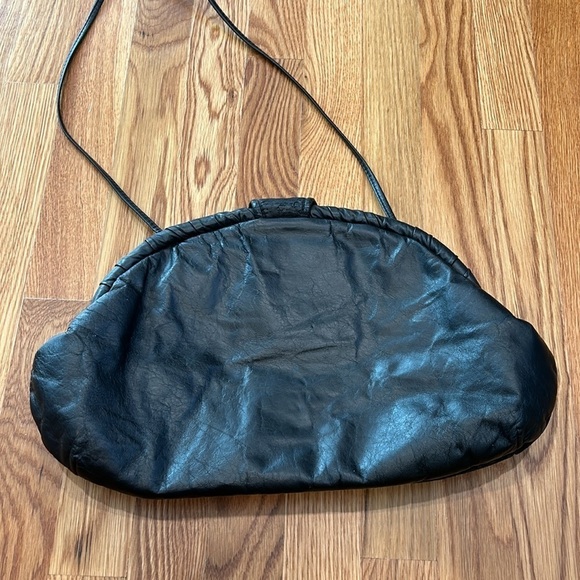 Vintage Fifth Avenue handbags black leather half circle embossed patchwork purse - Picture 7 of 8